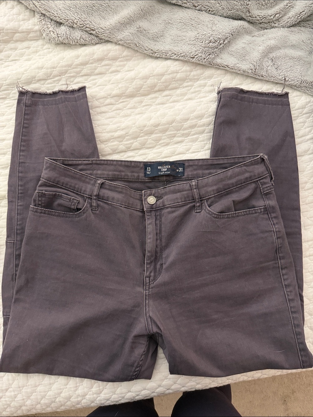 Hollister Women's Skinny High-Rise Jeans in Washed deep purple